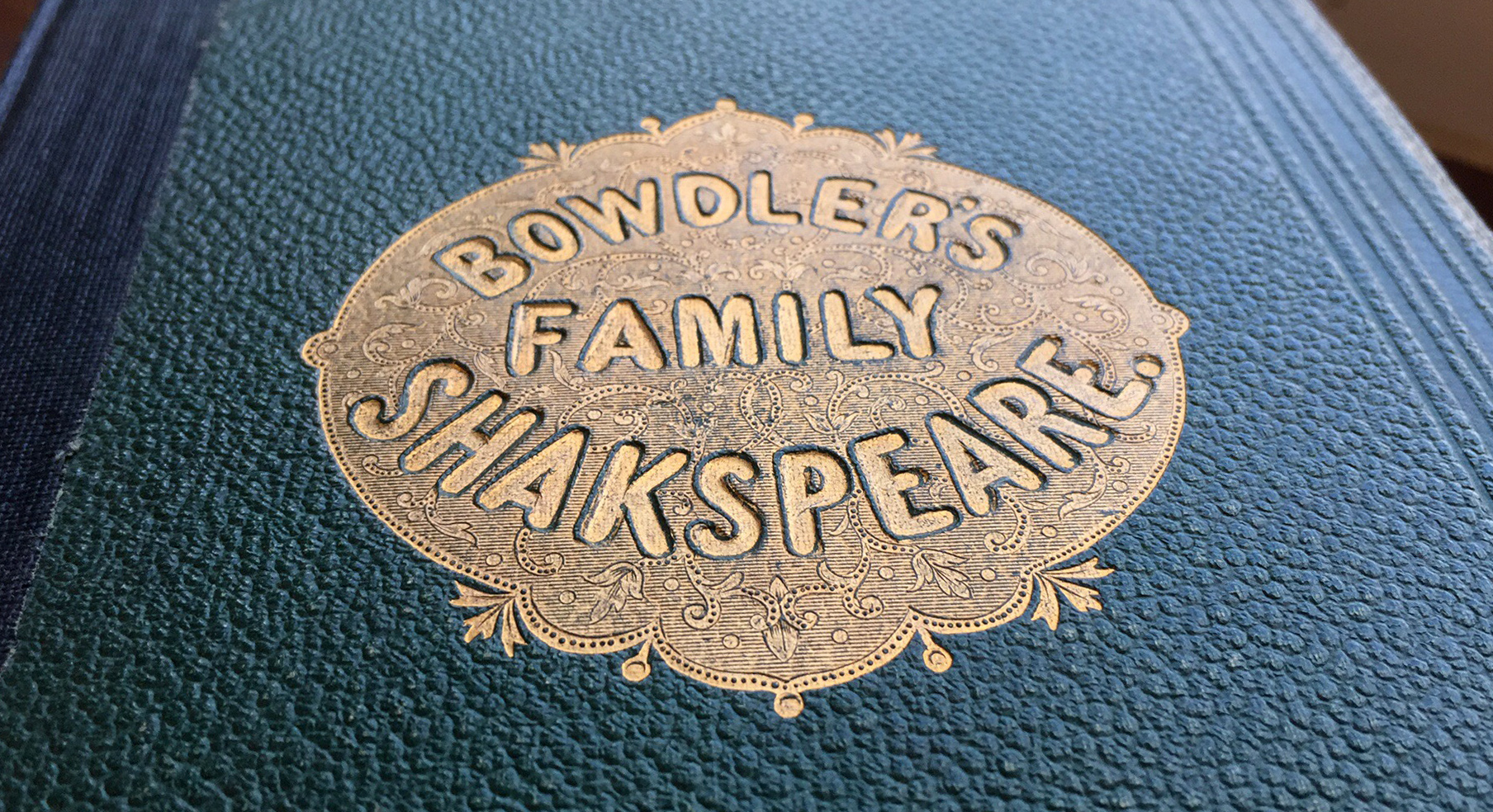 Gold embossed cover title of Thomas Bowdler's Family Shakespeare, 1863 edition
